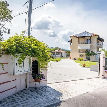 Evangelia'S Family House Ormos Panagias Exterior foto