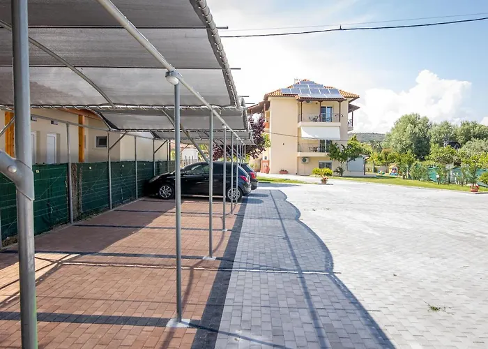 Evangelia\'S Family House